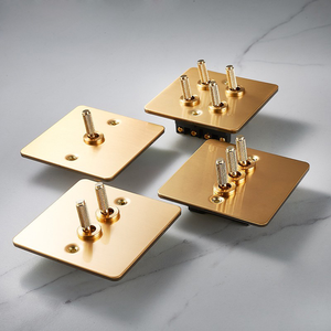 Saklar Toggle Kuningan Vintage LangYeao, Pemasangan di Permukaan, 10A 250V Pelat Baja Tahan Karat 1/2/<span class=keywords><strong>3</strong></span>/4 <span class=keywords><strong>Gang</strong></span> 2 Arah Saklar Lampu Retro - Product Image 2