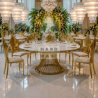 Table et chaises de salle à manger modernes en acier inoxydable pour hôtels et événements (mariages, réceptions)
