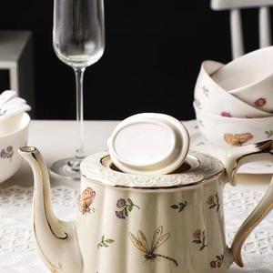 Vente en gros chaude tasse en porcelaine nordique Ins Tazas ensembles de tasses à café rétro en céramique de style européen - Product Image 5