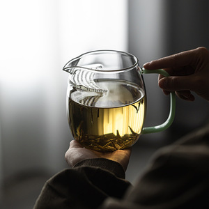 Guanlan Crescent Glass Fair Cup Large Thickened Green <b>Tea</b> Dispenser With Filter Kung Fu <b>Tea</b> <b>Set</b> Accessories - Product Image 2