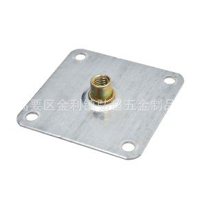 Conector Hirotaka con Tuerca de Tracción y Placa Cuadrada de Hierro para Fijación de Patas de Muebles - Product Image 4