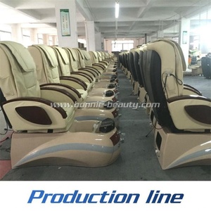 Sillón de Pedicura Multifuncional BonnieBeauty con Masaje, Tapizado en Cuero PU y Tubo de Chorro sin Tuberías - Product Image 6