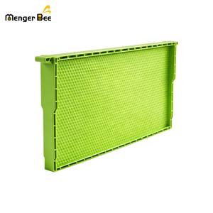 Cadre de ruche en ABS sans soudure pour fondation de nid d'abeilles 48.3*448*23.2cm Couleur verte Cadre de ruche apicole - Product Image 1