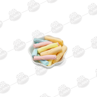 Vente en gros de mini-marshmallows halal aux saveurs de fruits, en forme de frites, sur bâtonnet coloré, bonbons moelleux