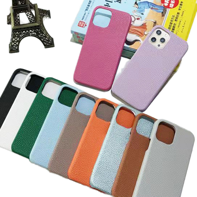 Popular Simple Foldable Leather Mobile Phone Cases for 17 Series with Street Fashion Design