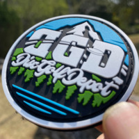 Insigne en caoutchouc PVC 3D personnalisé avec boucle à crochet thermocollante pour chapeaux, bâton d'airsoft, étiquette souple, décoration de paillettes, patchs en silicone personnalisés
