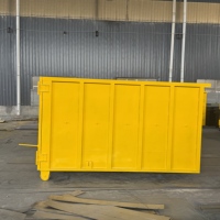 Conteneur à benne basculante pour la collecte des déchets de construction