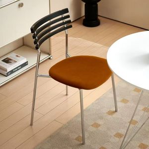 Silla de Comedor con Estructura Metálica y Asiento Tapizado, Estilo Escandinavo Vintage, para Hogar, Sala de Estar o Restaurante - Product Image 4