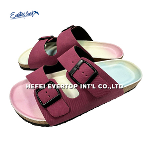 Vente en gros de pantoufles décontractées à la mode, pantoufles d'intérieur douces, pantoufles de luxe pour femmes - Product Image 5