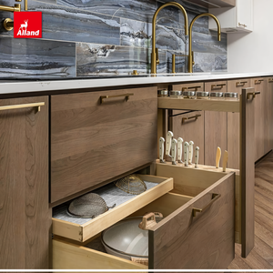 Étagères de présentation multifonctionnelles en chêne blanc de style transitionnel Allandgroup avec évier à double robinet - Product Image 5