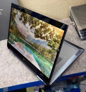 Portátil usado portátil de negocios <span class=keywords><strong>Zbook</strong></span> <span class=keywords><strong>Studio</strong></span> X360 <span class=keywords><strong>G5</strong></span> pantalla táctil convertible P1000 4G 2,70 GHz 15,5 pulgadas - Product Image 2