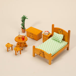 Juego de accesorios para casa de muñecas DIY de madera a escala de alta calidad 1:12, muebles de oso en miniatura y escena de juego de comida de bolsillo para niños - Product Image 3
