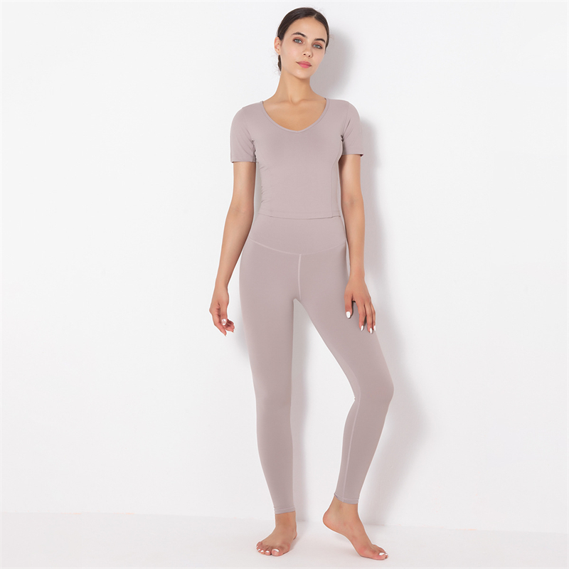 Hot Sale Yoga Set 5 colors fitness Fashion Modern Breathable Workout Clothing Women Active Wear  hygroscopic  Popular