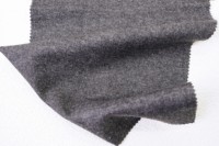 33% Lana 28% Lino 24% Algodón 15% Elastano/Nailon |   Tela de Sarga de 298 g/m² |   145 cm de ancho para trajes, camisas y blazers
