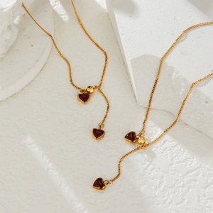 Colliers tendance 2026, bijoux minimalistes hypoallergéniques, acier inoxydable 316l plaqué or 18k, collier en forme de cœur pour femmes - Product Image 5
