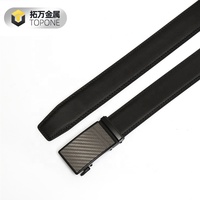 Vente chaude de ceinture de luxe pour hommes affaires loisirs conception à la mode matériau de peau de vache avec boucle à cliquet en alliage automatique