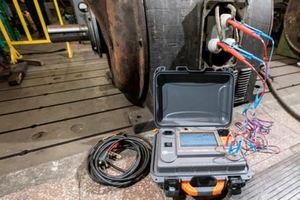 Microohmímetro Sonel MMR-6700 con Alimentación de Red de 100-265V, Pantalla de 800x480, 3.5h de Autonomía de Batería, 1 Año de Garantía - Product Image 3