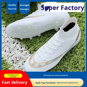 รองเท้าฟุตซอลแบบมืออาชีพ ระบายอากาศได้ดี ทรงหุ้มข้อ สำหรับฤดูใบไม้ร่วง ขายดีข้ามพรมแดน แบบ unisex  มีปุ่มยาวและสั้น พร้อมส่ง ขายส่ง - Product Image 2