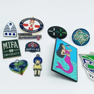 Free Design Promotional Giveaway Decorative Brooch Cartoon Character Creative Custom Shape Soft Hard Enamel Badge Pin Broche