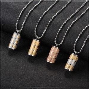 Collier cylindrique tendance de style chinois avec mantra bouddhiste à six caractères Shurangama Sutra, amulette protectrice en acier titane, porte-stylo pour voiture - Product Image 2