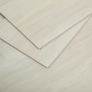 Revêtement de sol SPC moderne et écologique avec aspect bois simulé pour les aménagements résidentiels, compatible avec les systèmes de chauffage par le sol - Product Image 2
