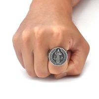 Nouvelle vente chaude Hip Hop Punk Antique acier inoxydable saint Benoît exorciste sainte médaille plaqué or hommes chapelet anneau