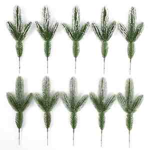 เข็มสนสามแฉกจำลองต้นไม้สีเขียวเป็นมิตรกับสิ่งแวดล้อมต้นคริสต์มาสพลาสติกอุปกรณ์ตกแต่งฮาโลวีนบ้านกลางแจ้ง - Product Image 4