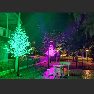Vente directe usine – Nouveauté : Arbre de Noël artificiel lumineux en résine pour extérieur, 3 m, avec fleurs de cerisier LED IP65 - Product Image 2