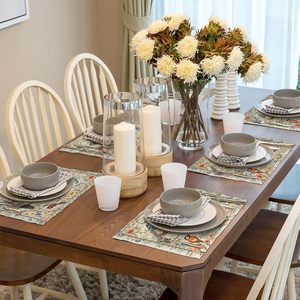 Juego de 6 Manteles Individuales Rústicos con Diseño de Flores, Mariposas y Pájaros, Decoración Vintage de Granja, Imitación Lino, Resistentes al Calor, Hechos en China - Product Image 4