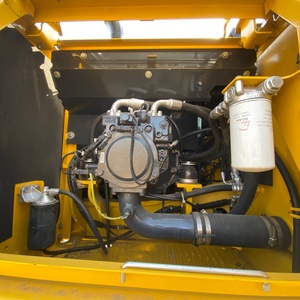 Excavadora de orugas hidráulica usada Komatsu PC160LC-7 de 16 toneladas, original japonesa, de bajo kilometraje, para ingeniería municipal - Product Image 5