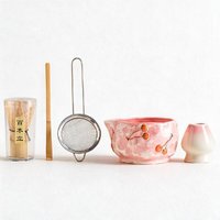 Ensemble de thé matcha artisanal Dingyue avec chawan en céramique à bec verseur, motif d'arbre en relief, fouet en bambou et chashaku – Cadeau