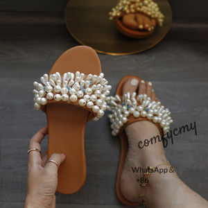 Nouveau produit <span class=keywords><strong>Sandales</strong></span> plates à talons plats en perles naturelles faites à la main de luxe <span class=keywords><strong>Sandales</strong></span> à bout ouvert rondes pour femmes Logo personnalisé - Product Image 2