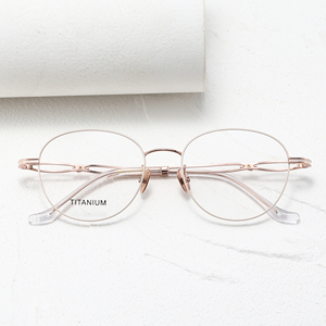 Gafas de titanio redondas de montura completa, color sólido, ligeras, unisex, para adultos, monturas para corrección de la visión - Product Image 6