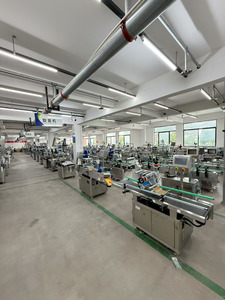 Sistema Inteligente de Etiquetado de Botellas Redondas Eléctrico con Control PLC, Pantalla Táctil, Alta Durabilidad, Alta Productividad y Funcionamiento sin Errores - Product Image 5