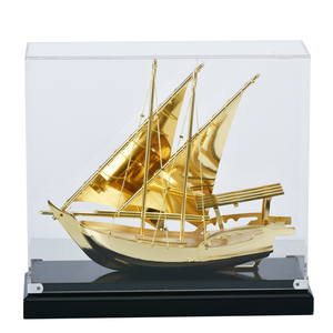 <span class=keywords><strong>Venta</strong></span> al por mayor <span class=keywords><strong>de</strong></span> <span class=keywords><strong>Velero</strong></span> chapado <span class=keywords><strong>en</strong></span> oro decorativo <span class=keywords><strong>de</strong></span> metal árabe personalizado MODELO <span class=keywords><strong>DE</strong></span> <span class=keywords><strong>velero</strong></span> para la <span class=keywords><strong>venta</strong></span> con base acrílica - Product Image 5
