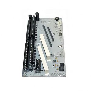 Módulo de E/S Universal TUIO31 de 32 Canales de Alta Calidad con Soporte HART y Capacidad de Redundancia para Sistemas de Automatización de Procesos - Product Image 1