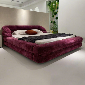 <span class=keywords><strong>Letto</strong></span> Moderno di Lusso Imbottito con Struttura Robusta, <span class=keywords><strong>Letto</strong></span> Oversize Effetto Nuvola, Disponibile nelle Misure King Size, Queen e <span class=keywords><strong>Matrimoniale</strong></span>, in <span class=keywords><strong>Tessuto</strong></span> Felpato Bordeaux per Villa - Product Image 1