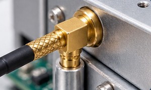 Codo de latón CNC de alta calidad para adaptador de 90 grados, marca personalizada para conexiones de instrumentación de fontanería estrechas - Product Image 4