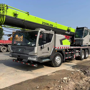 Camión Zoomlion Usado de 25 Toneladas con Grúa, Económico, Aprobado por la EPA para Trabajos de Construcción - Product Image 1