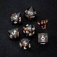 Jeu de dés classique de 7 pièces en résine semi-transparente à bords tranchants pour RPG, idéal pour le kit de démarrage Dungeons & Dragons