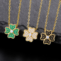 Vente en gros Trèfle Cube Zircone Laiton Vert Noir Placage Or 18k Mode Mode et Mode Collier en or exquis pour les femmes