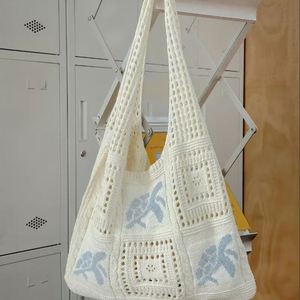 Sac à bandoulière tricoté tendance pour femme, motif écaille de tortue, deux poignées, idéal pour les voyages, la plage et les vacances printemps-été - Product Image 1