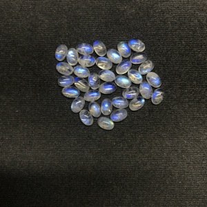 Vente en gros de cabochon ovale en pierre de lune arc-en-ciel de qualité AAA 3x5mm, pierre semi-précieuse calibrée en vrac certifiée IGI - Product Image 5