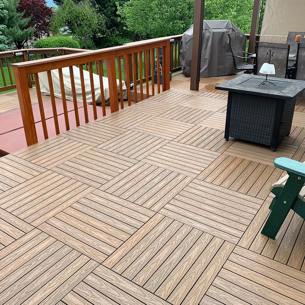 Hochwertige Co-Extrusion decks aus Holz-Kunststoff-Verbund werkstoffen WPC-Bodenbelag WPC-Terrassen dielen für den Garten pool