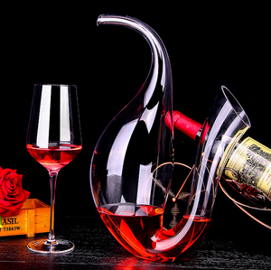 Carafe à <span class=keywords><strong>vin</strong></span> en verre cristal sans plomb avec logo soufflé à la main en forme de <span class=keywords><strong>coq</strong></span> créatif - Product Image 3