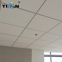 Panneau Acoustique de Plafond Noir Mat, Dalles Suspendues en Fibre Minérale 600 mm x 1200 mm (2x4 pi)