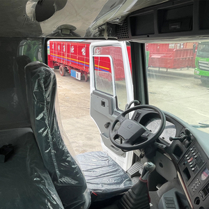 Camion tracteur HOWO 371HP 6x4, tête de remorque poids lourd, conduite à gauche, pour transport de conteneurs, à vendre - Product Image 6