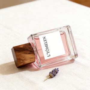 Perfume en Aerosol Ecológico de Larga Duración (12-24 Horas) con Aroma a Limón y Sal Marina, Colección Privada, Fragancia Frutal - Product Image 2