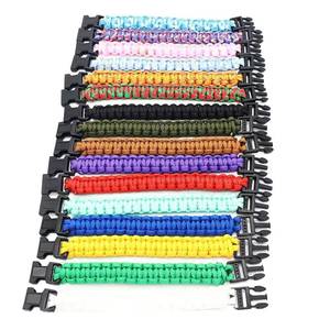 Práctica Pulsera de Cordón Colorida, Equipo de Seguridad Esencial para Supervivencia al Aire Libre - Product Image 4