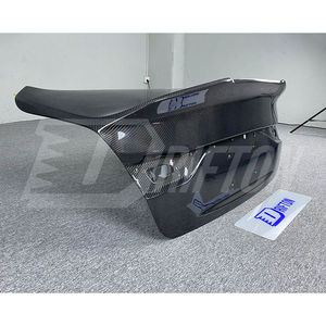 Coffre arrière style Highkick en fibre de carbone pour Infiniti Q50 2018-2024, en stock - Product Image 4